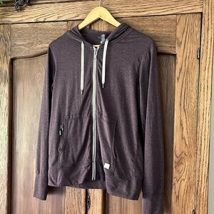 Vuori halo performance hoodie